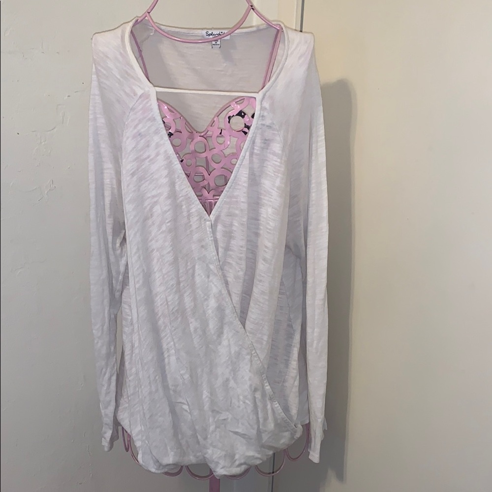 Splendid White Long Sleeve Surplice Long sleeve Top Large